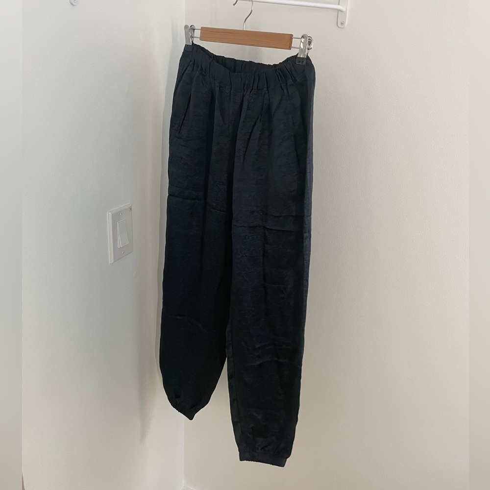 PRIORY Bom Pant in Crushed Slinky Midnight Size Large​​​ - Picture 5 of 7